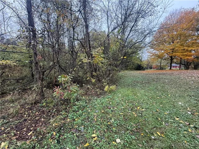 $199,900 | 1015 Crone Road, Memphis, IN 47143