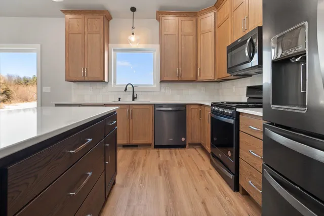 $398,400 | 2765 County Rd EE, Abrams, WI 54101