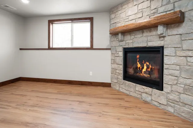 $398,400 | 2765 County Rd EE, Abrams, WI 54101