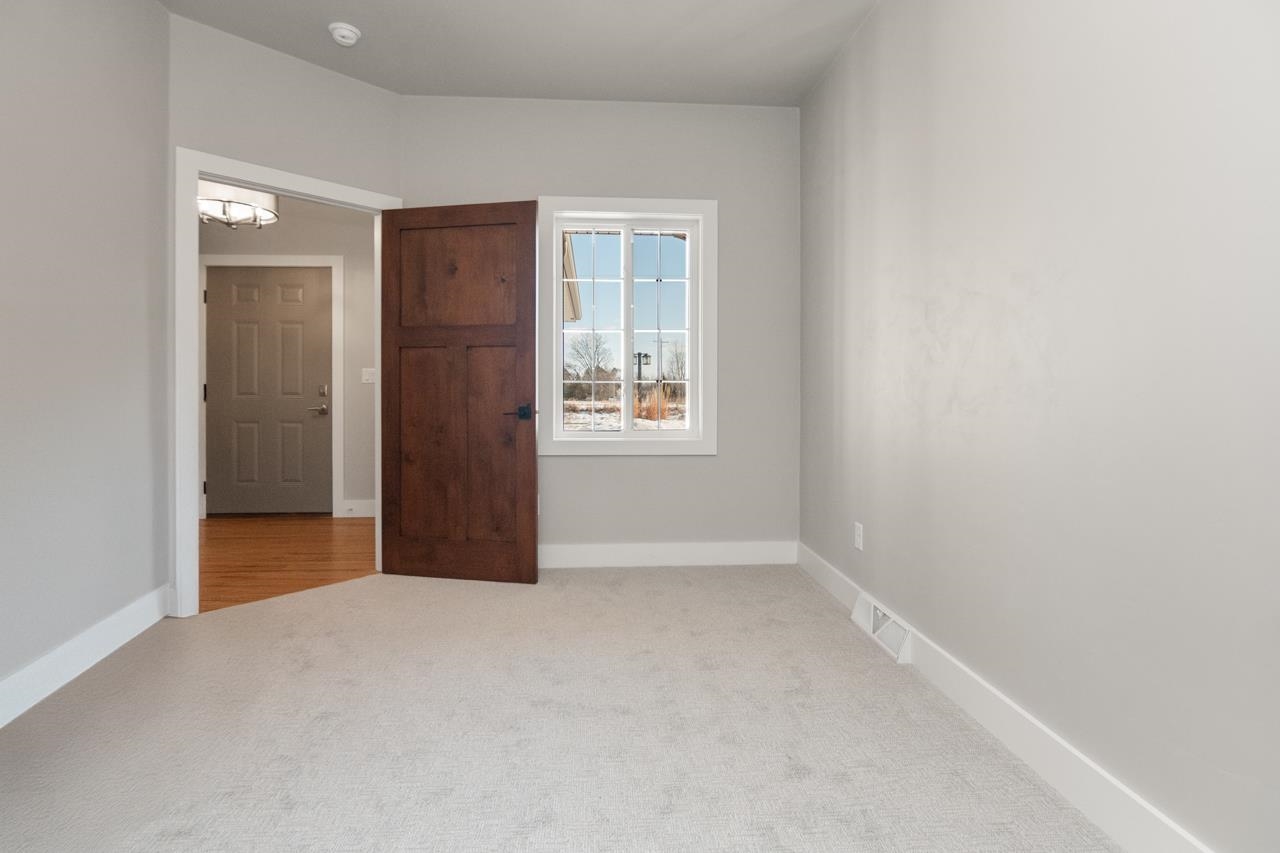 2765 County Rd EE Abrams, WI 54101 - Photo 6 of 56
