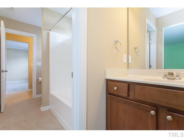 5806 St Agnes Way Raleigh, NC 27612 - Photo 18 of 25 Jack and Jill bathroom in guest bedrooms on the second floor. Bathroom