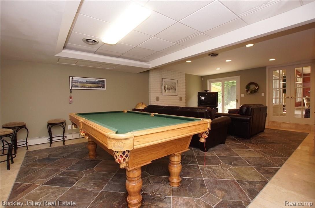 11631 Ridge Road South Lyon, MI 48178 - Photo 19 of 40 Lots of Room to Play