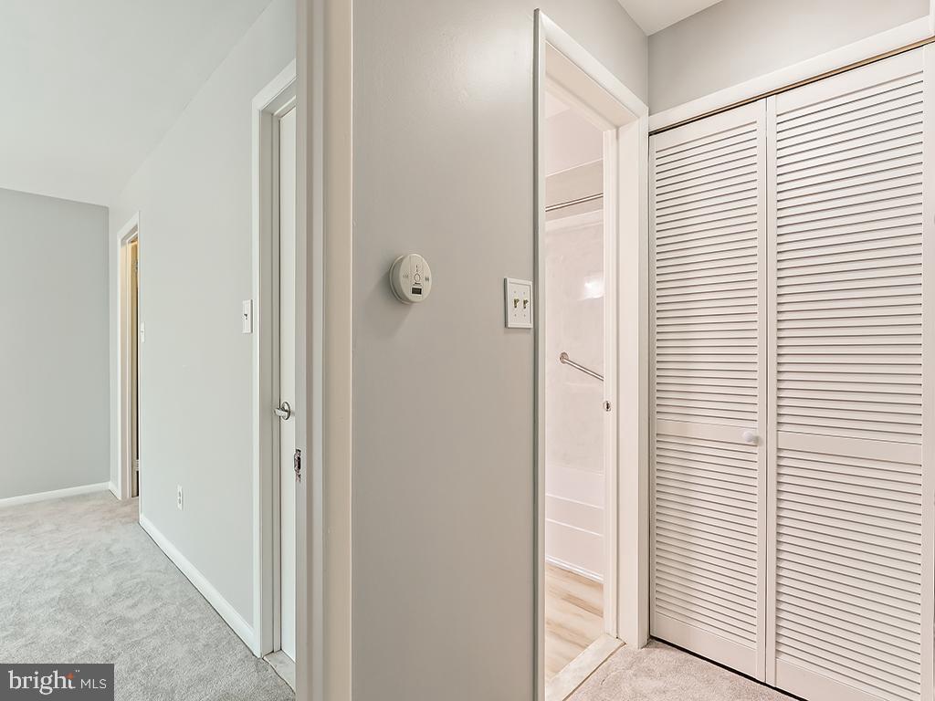 303 Trinity Court, Unit 11 Princeton, NJ 08540 - Photo 21 of 37