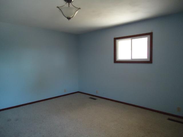6739 State Rte 19 Kokomo, IN 46902 - Photo 5 of 14