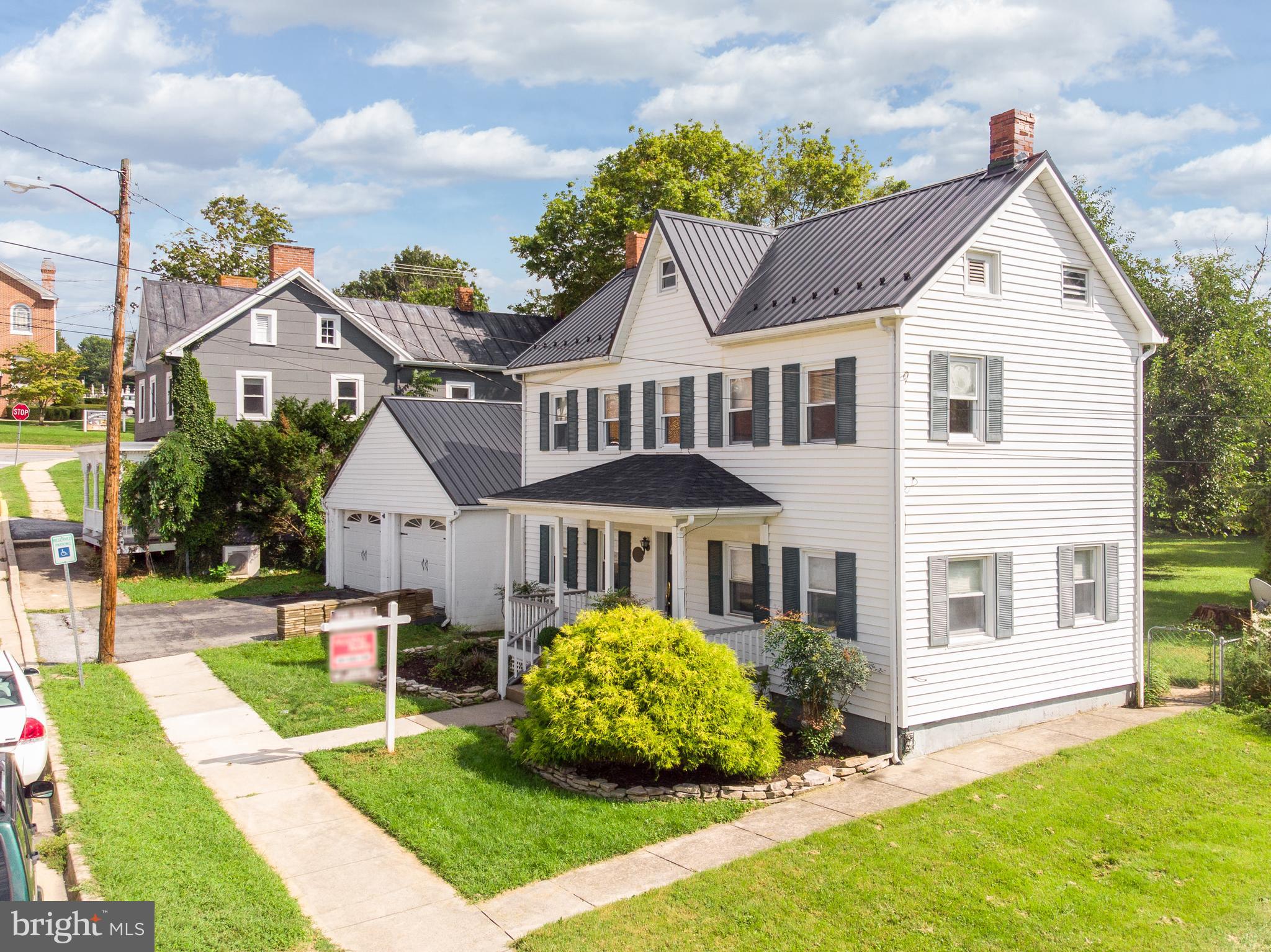 6 Washington Street Middletown, MD 21769 - Photo 3 of 41