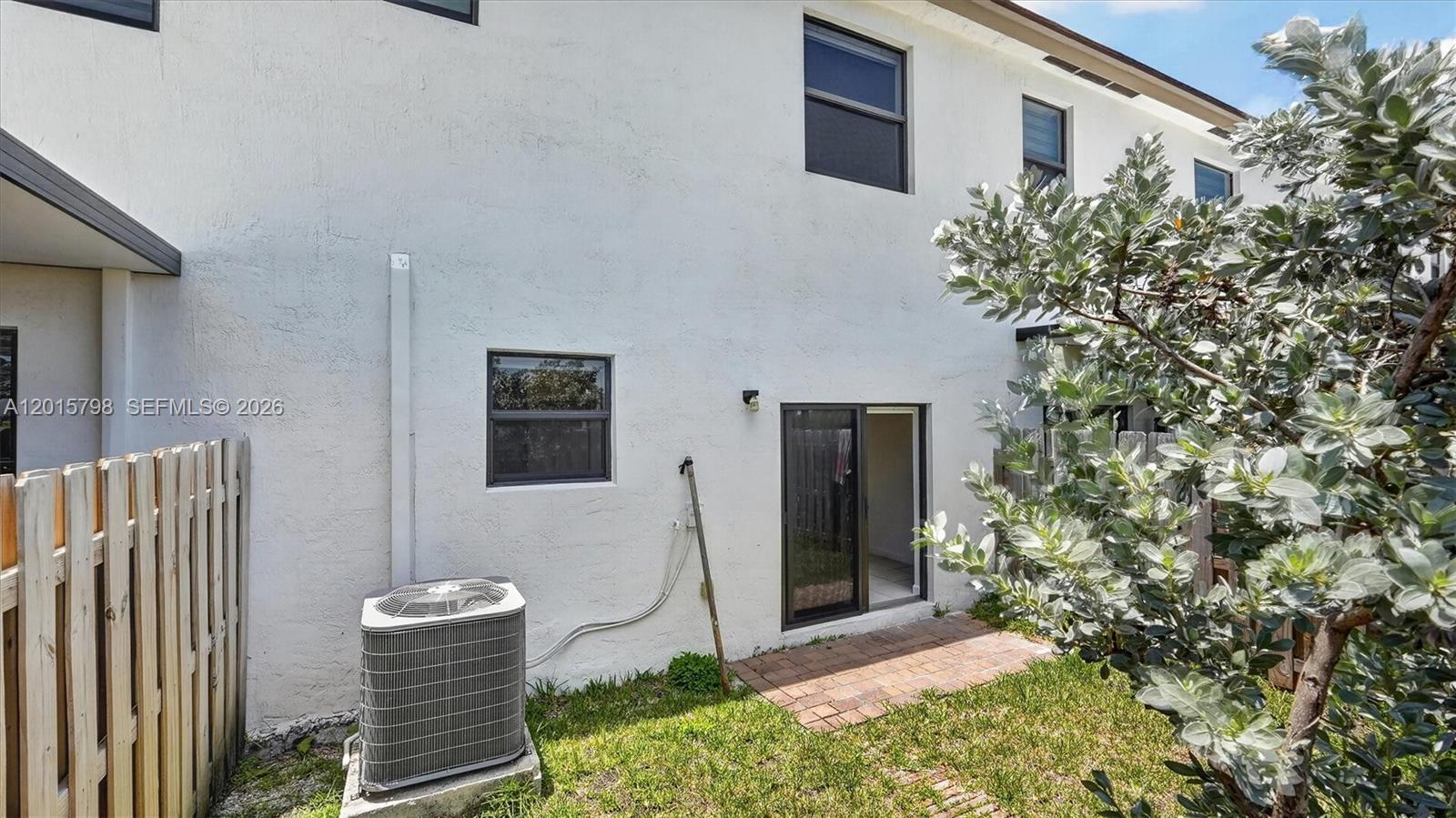 23029 Southwest 128th Place Miami, FL 33177 - Photo 33 of 39