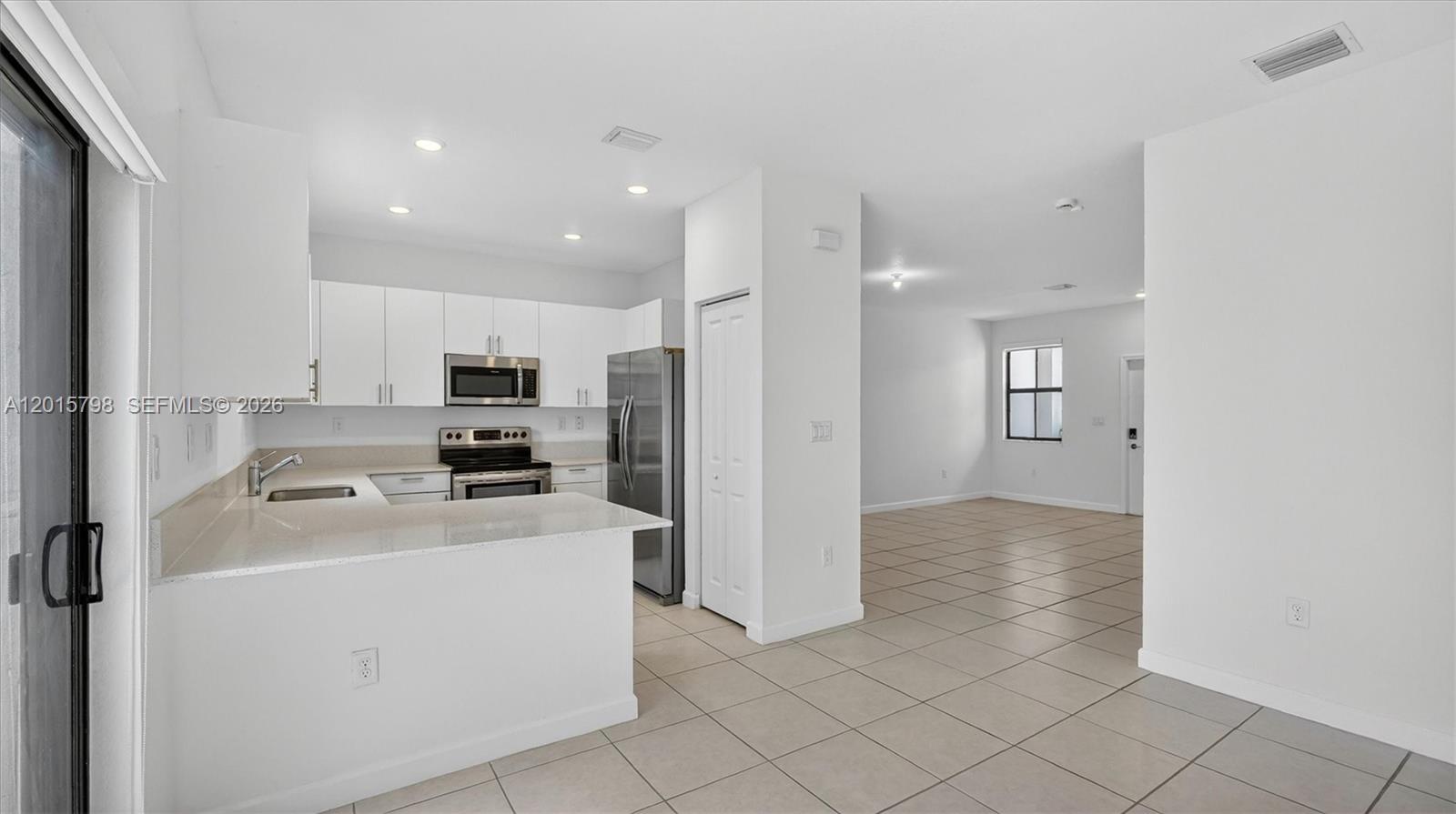 23029 Southwest 128th Place Miami, FL 33177 - Photo 8 of 39