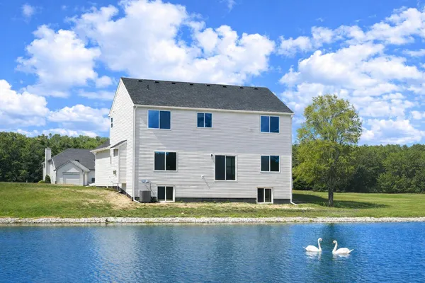 $425,000 | 7177 Belle Pointe Drive, Belleville, MI 48111