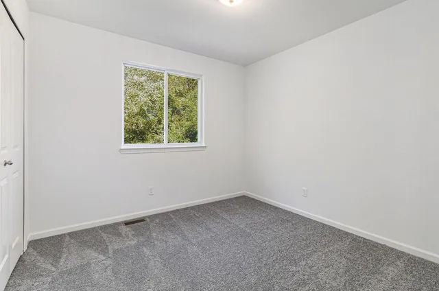 $425,000 | 7177 Belle Pointe Drive, Belleville, MI 48111