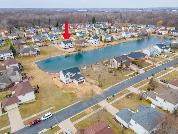 $425,000 | 7177 Belle Pointe Drive, Belleville, MI 48111
