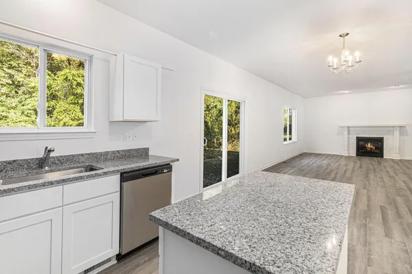 $425,000 | 7177 Belle Pointe Drive, Belleville, MI 48111