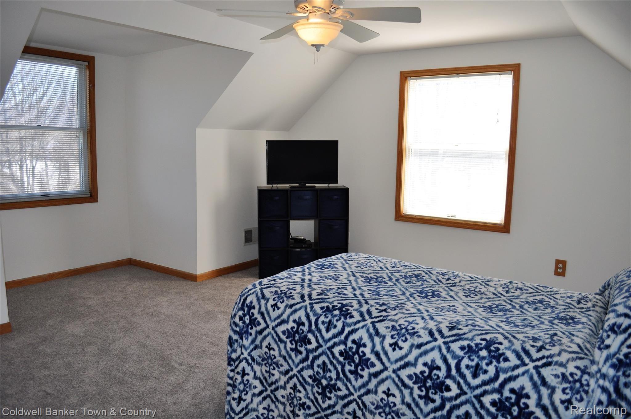 6798 Farley Road Pinckney, MI 48169 - Photo 21 of 47 DSC_0364 (2).JPG