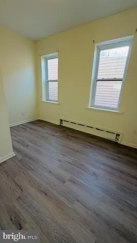 $2,100 | 231 3rd Street, Gloucester City, NJ 08030