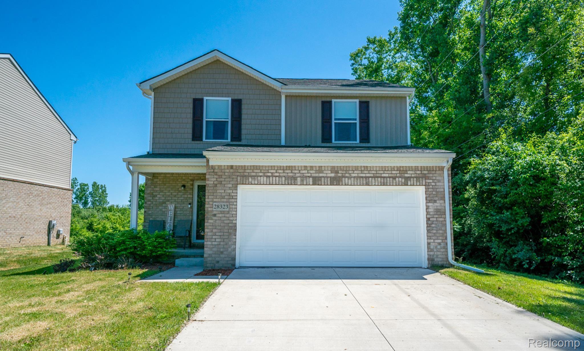 28323 Heather Way Romulus, MI 48174 - Photo 1 of 28 Gallery Image 1