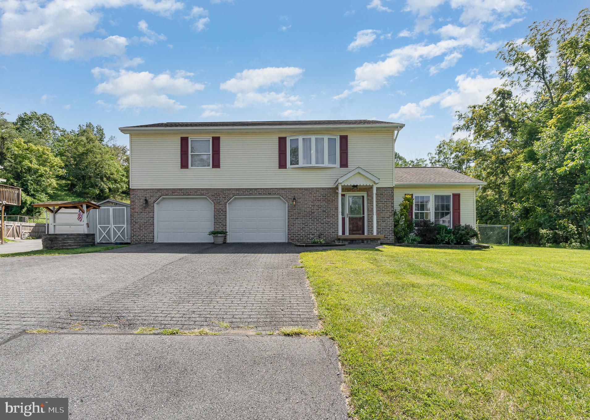 230 Wertz Run Road Carlisle, PA 17013 - Photo 3 of 31 Gallery Image 3