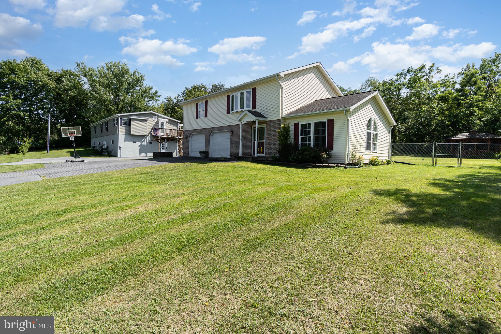230 Wertz Run Road Carlisle, PA 17013 - Photo 4 of 31 Gallery Image 4