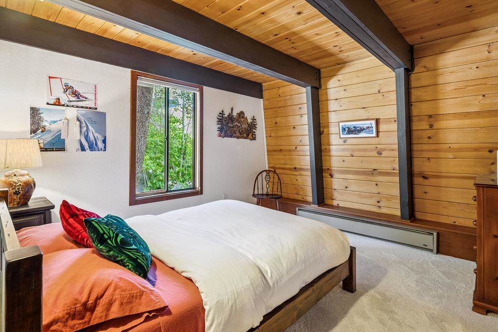 490 Winding Creek Road Olympic Valley, CA 96146 - Photo 12 of 26