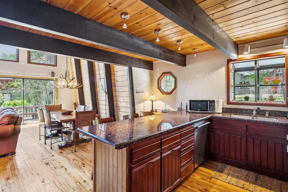 490 Winding Creek Road Olympic Valley, CA 96146 - Photo 10 of 26