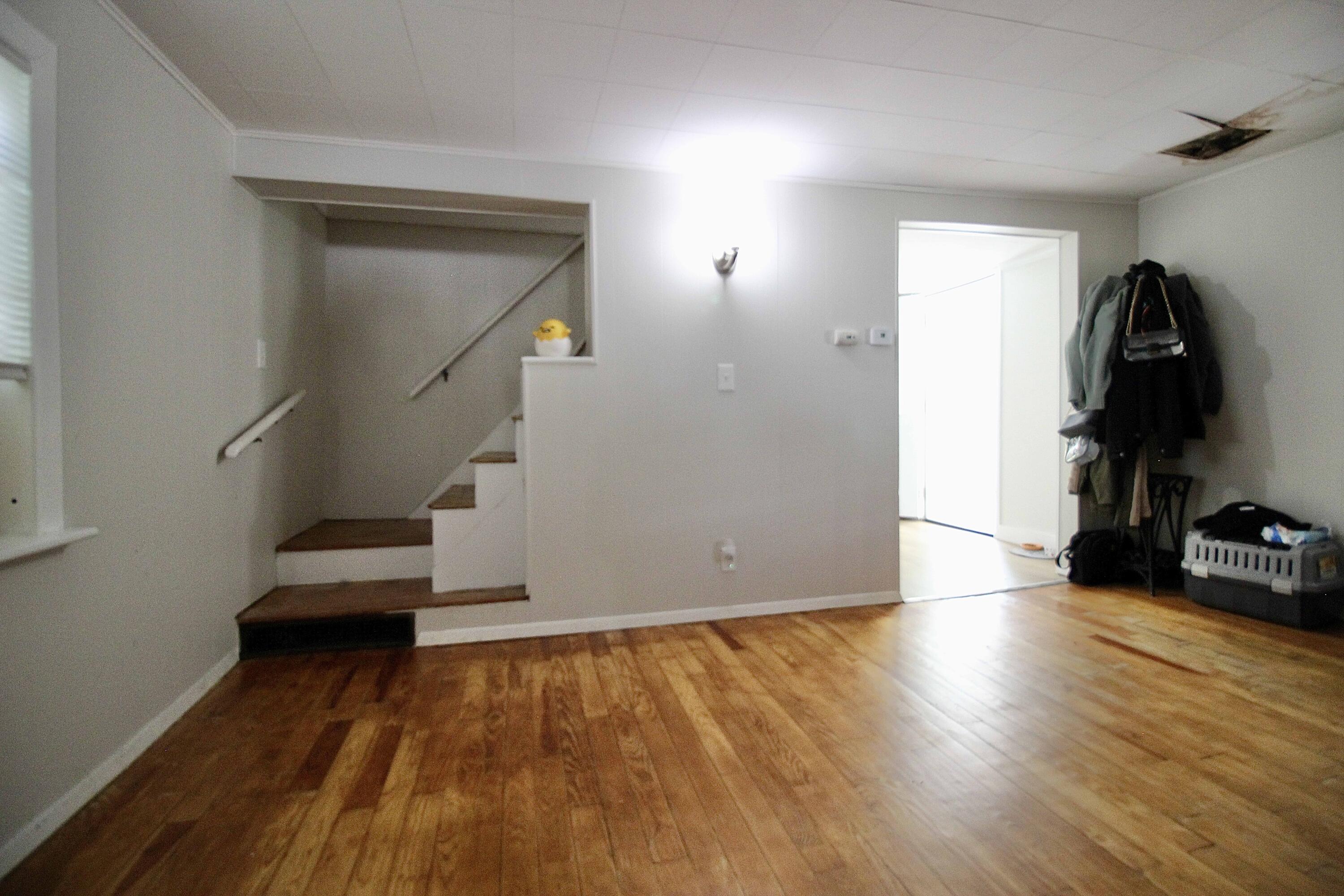 255 Sabattus Street Lewiston, ME 04240 - Photo 15 of 40 IMG_8291