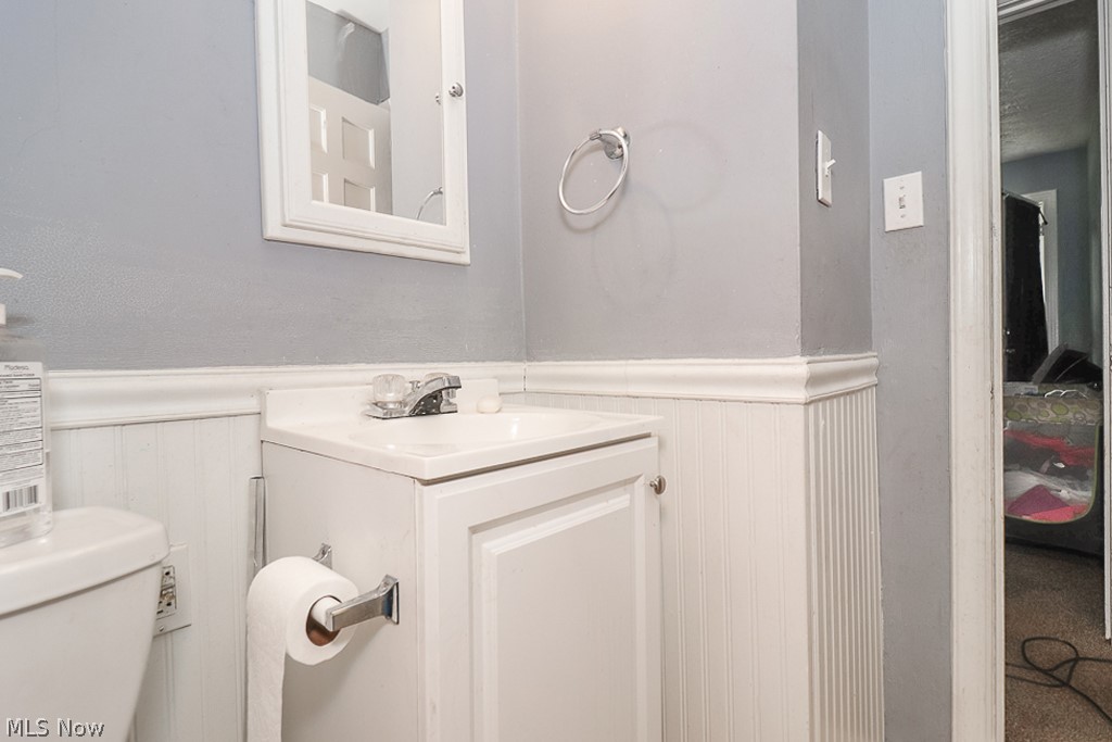 4326 Redding Road Cleveland, OH 44109 - Photo 20 of 33
