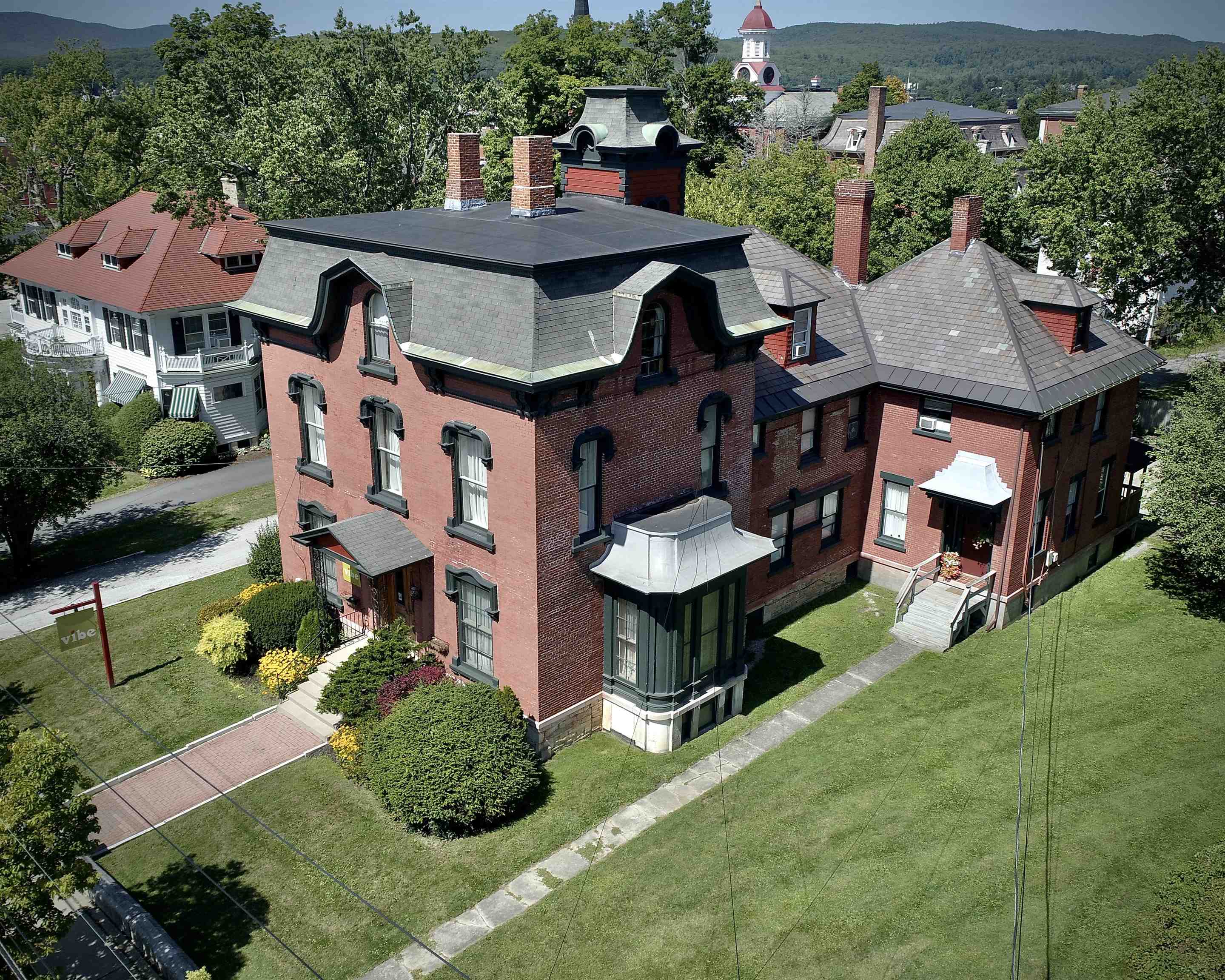 23 Washington Street Rutland, VT 05701 - Photo 2 of 54