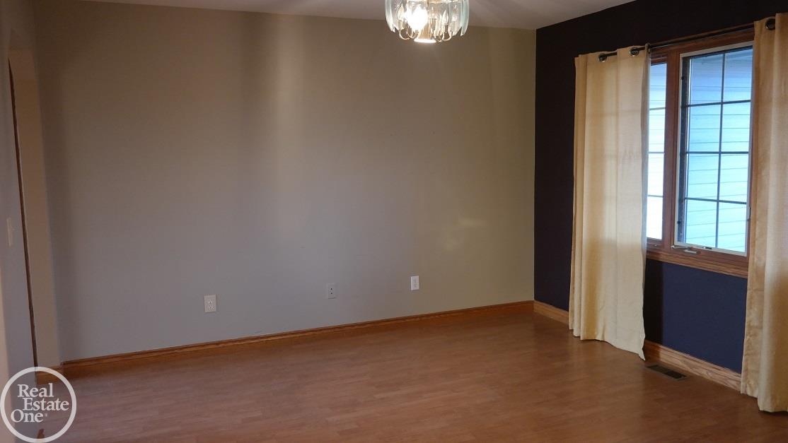 12649 Dunn Road Memphis, MI 48041 - Photo 13 of 35 31307260-12.JPG