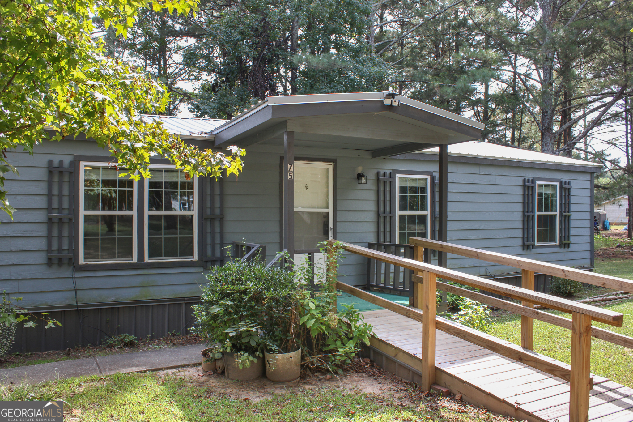 75 Madison Avenue Colbert, GA 30628 - Photo 2 of 22