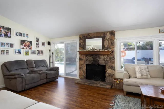 $1,149,999 | 2597 Melbourne Drive, San Diego, CA 92123