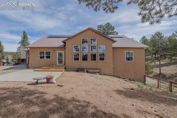 $875,000 | 293 Daniwood Grove, Florissant, CO 80816