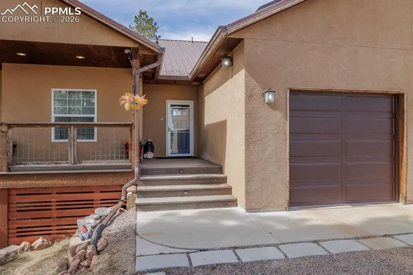 $875,000 | 293 Daniwood Grove, Florissant, CO 80816