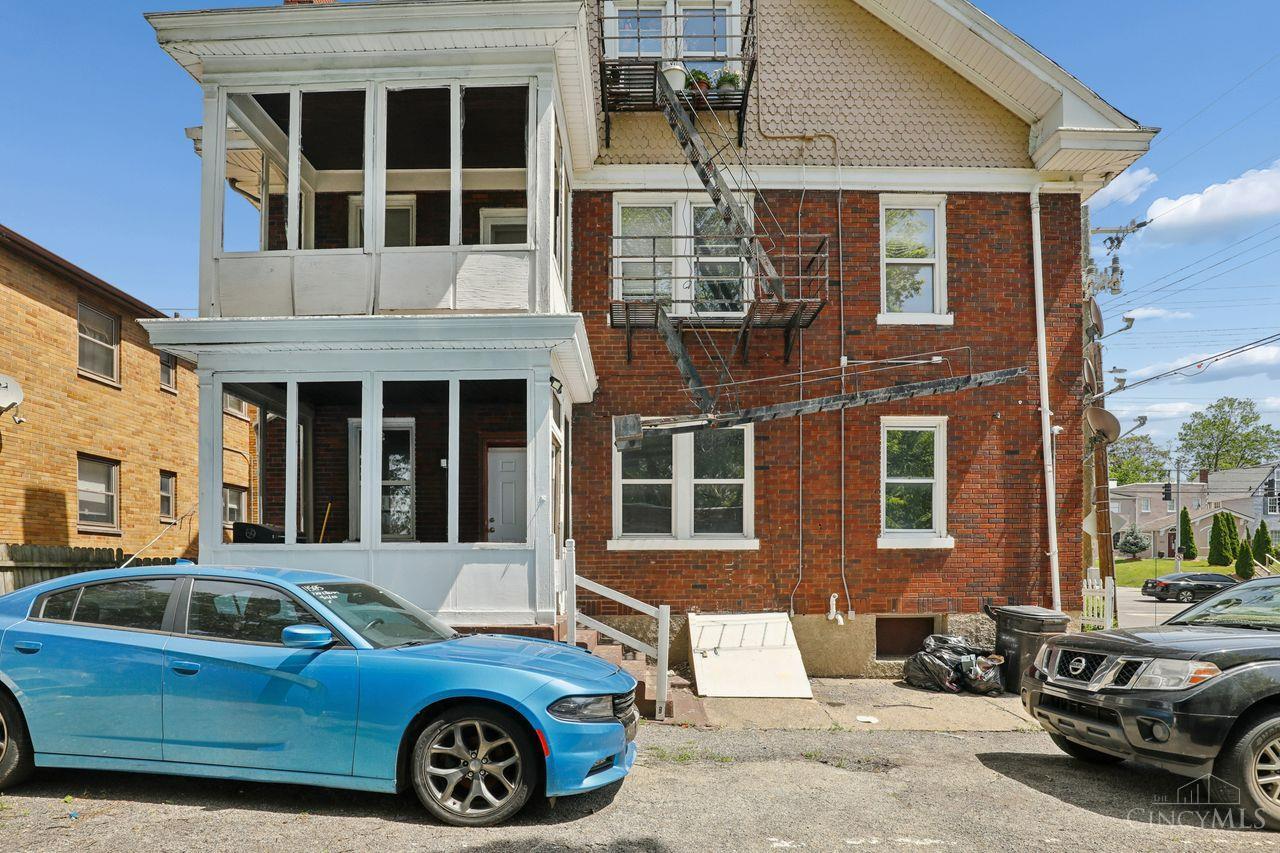 4829 Reading Road Cincinnati, OH 45237 - Photo 10 of 20 Gallery Image 10