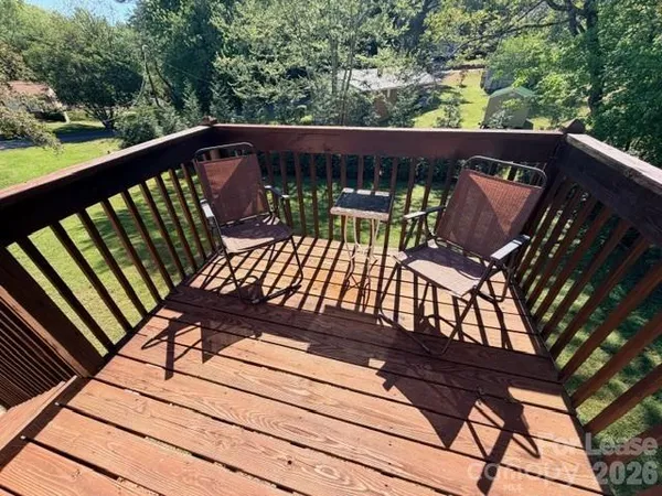 $1,300 | 10 Cherry Street, Granite Falls, NC 28630