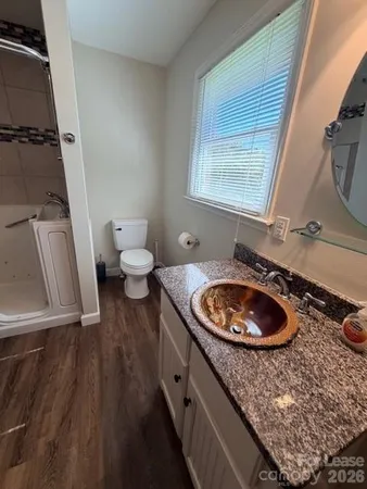 $1,300 | 10 Cherry Street, Granite Falls, NC 28630