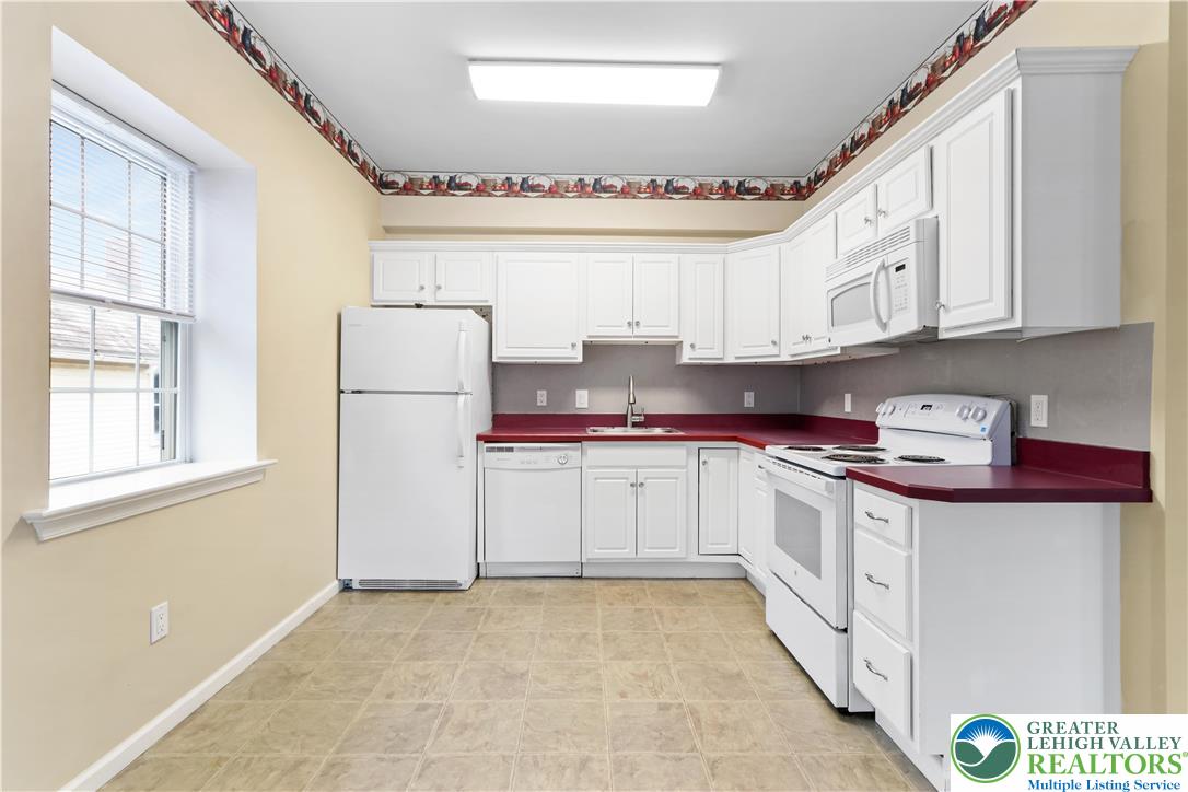 4029 Main Street, Unit B Slatedale, PA 18079 - Photo 12 of 26