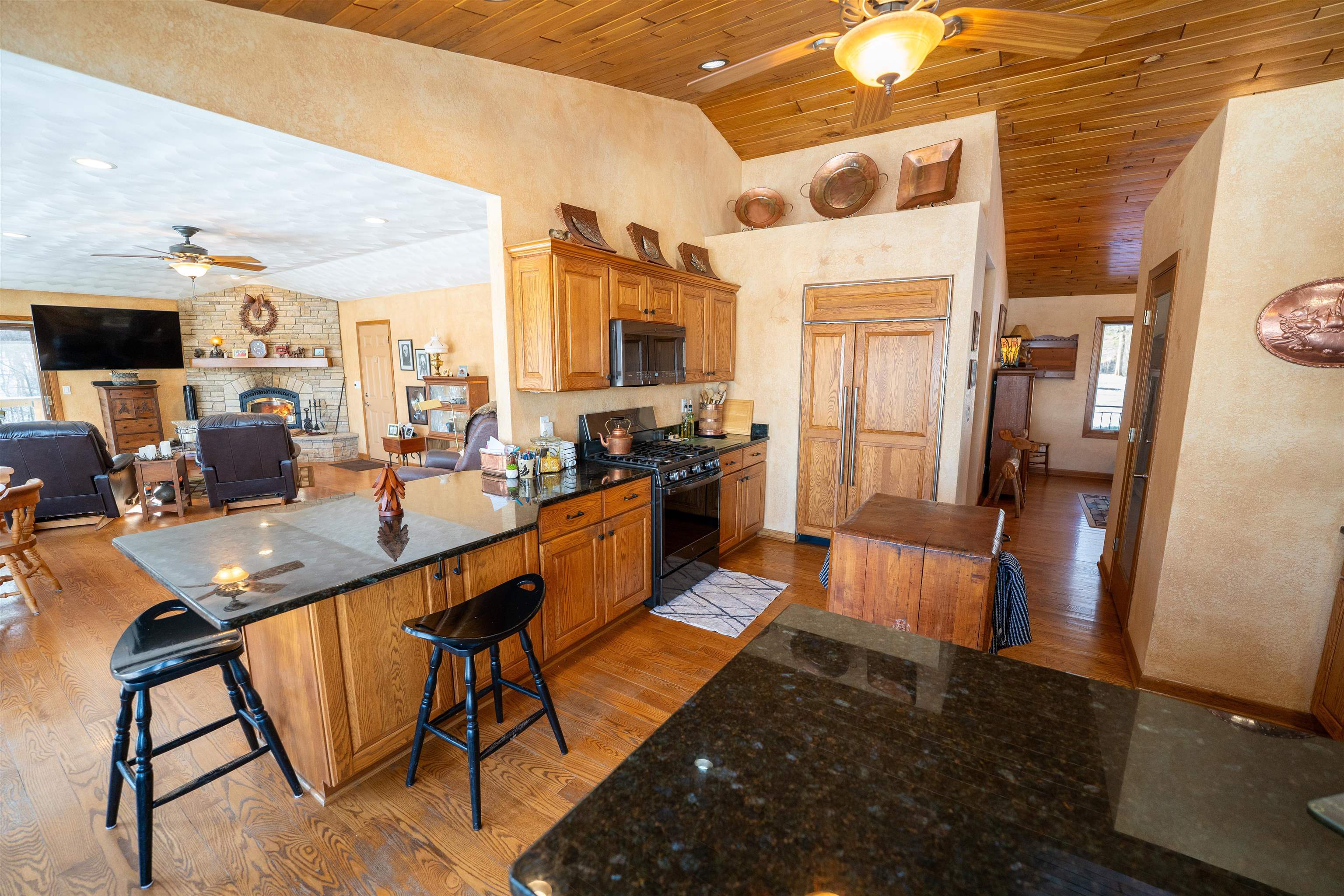 10343 North Girl Scout Road Stillman Valley, IL 61084 - Photo 12 of 85