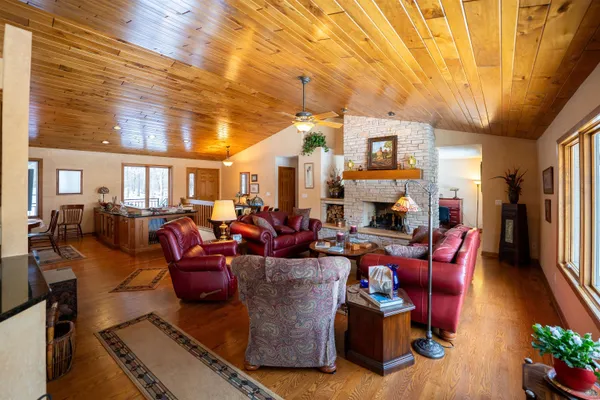 $625,000 | 10343 North Girl Scout Road, Stillman Valley, IL 61084