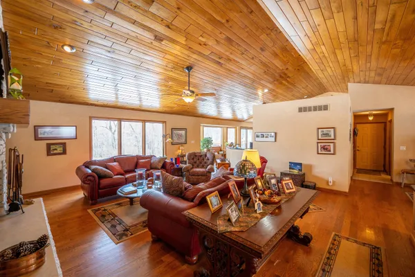 $625,000 | 10343 North Girl Scout Road, Stillman Valley, IL 61084