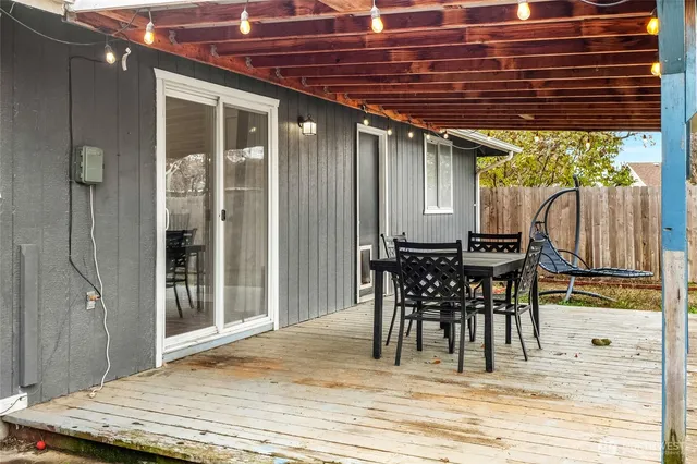 $305,000 | 1116 South Bobbi Drive, Moses Lake, WA 98837