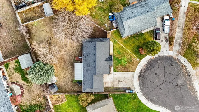 $305,000 | 1116 South Bobbi Drive, Moses Lake, WA 98837