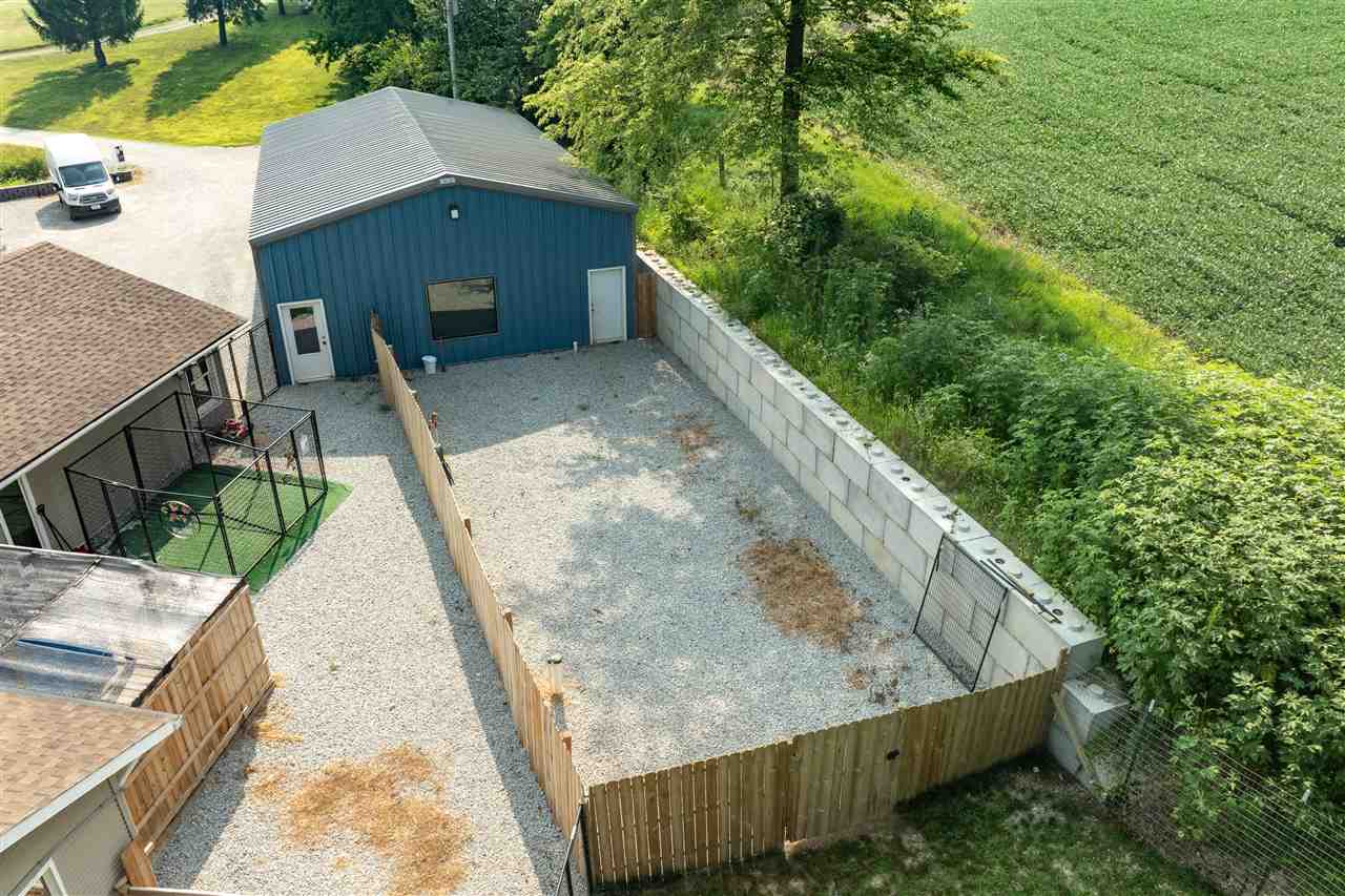 1045 Vine Avenue Riverside, IA 52327 - Photo 7 of 42 Gallery Image 7