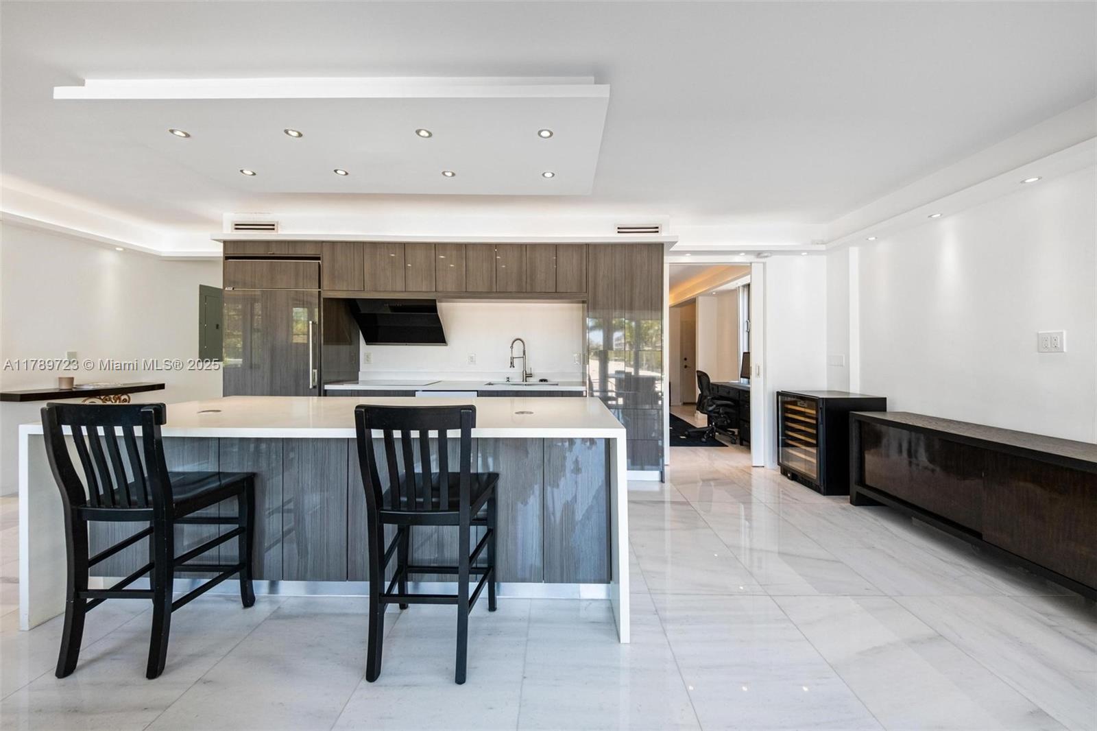 3 Island Avenue, Unit 3C Miami Beach, FL 33139 - Photo 26 of 73