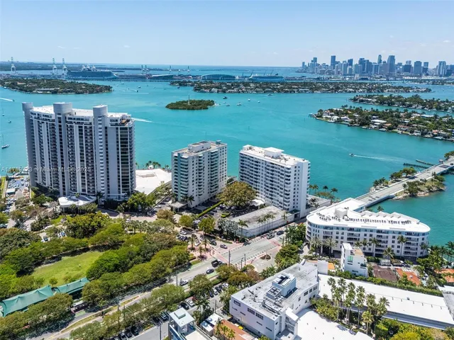 $895,000 | 3 Island Avenue, Unit 3C, Miami Beach, FL 33139