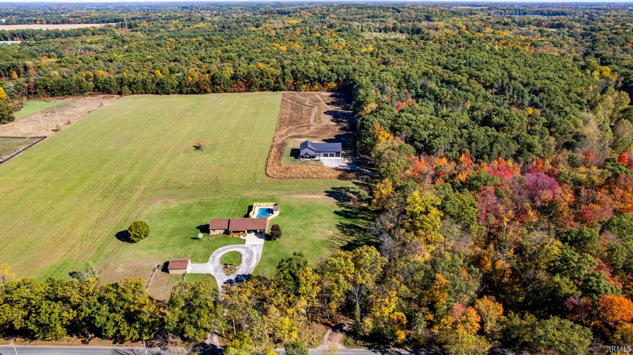 52478 County Road 39 Middlebury, IN 46540 - Photo 13 of 36