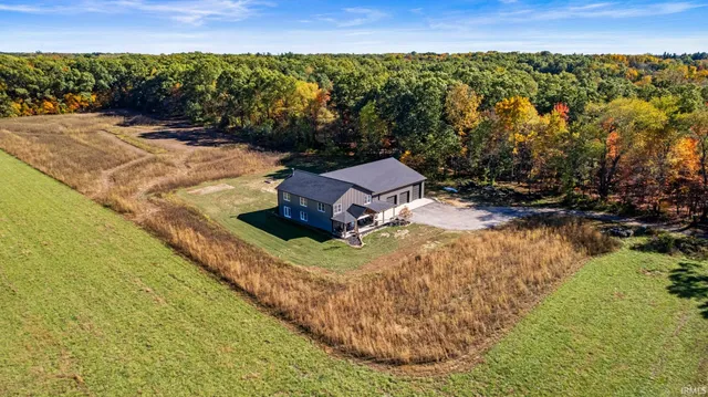 $1,299,900 | 52478 County Road 39, Middlebury, IN 46540