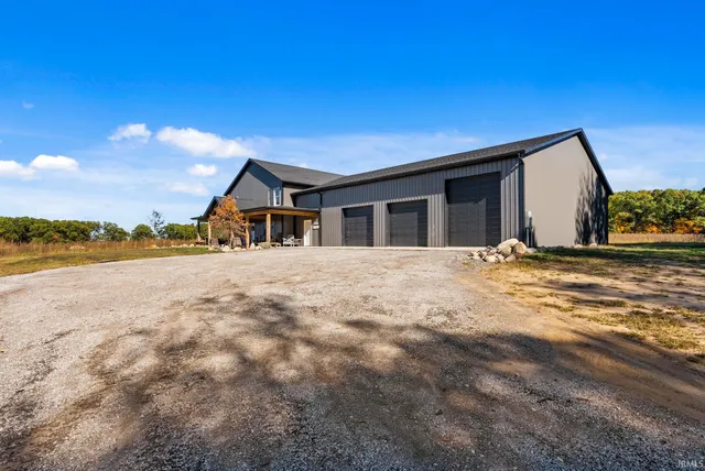 $1,299,900 | 52478 County Road 39, Middlebury, IN 46540