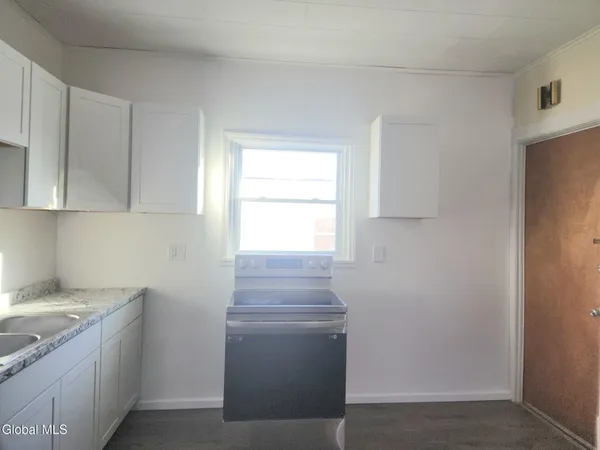 $1,850 | 1008 Helderberg Avenue, Schenectady, NY 12306