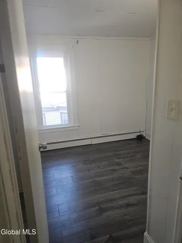 $1,800 | 1008 Helderberg Avenue, Schenectady, NY 12306