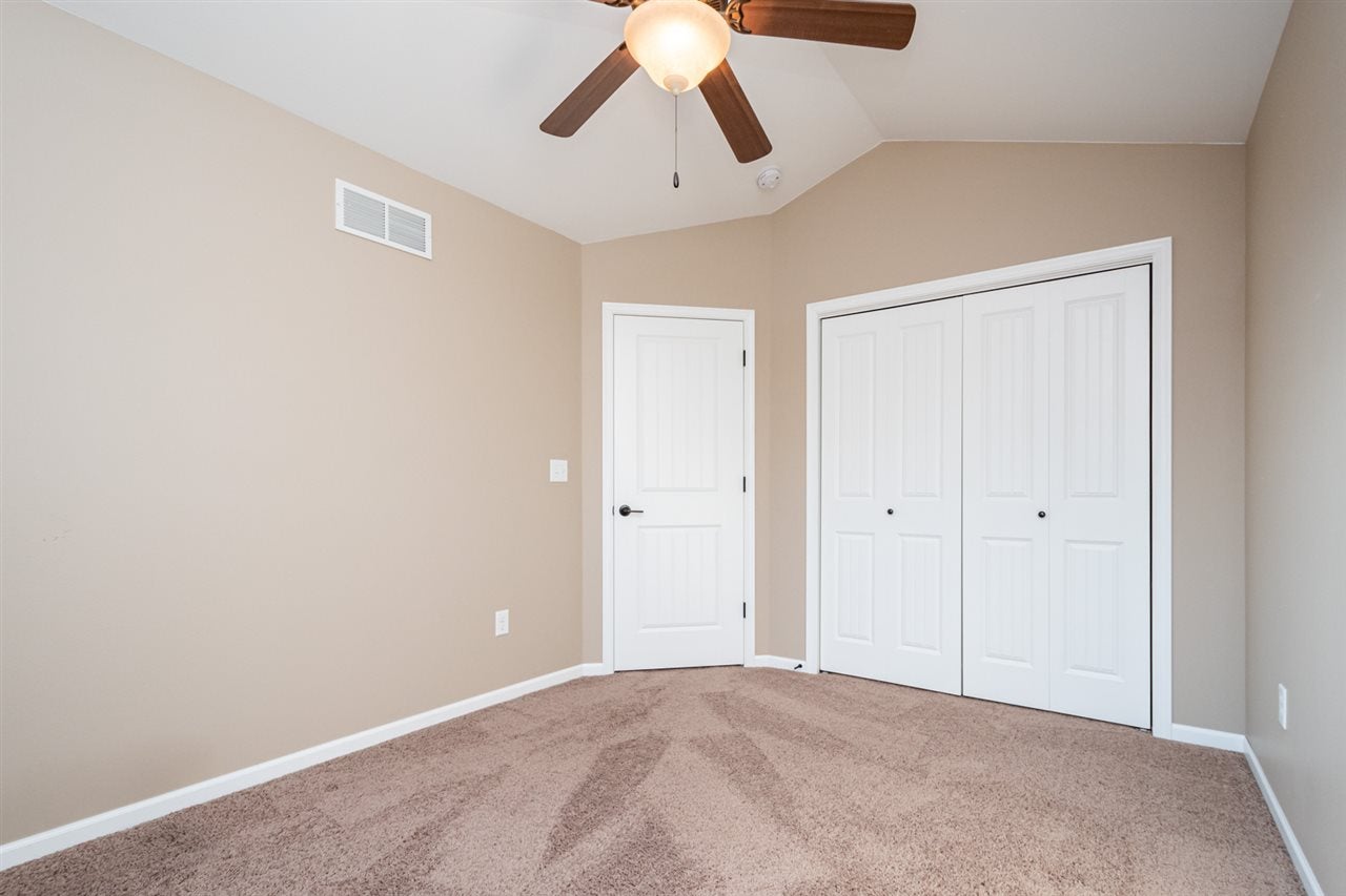 760 Mission Point Road Iowa City, IA 52245 - Photo 21 of 33 Gallery Image 21