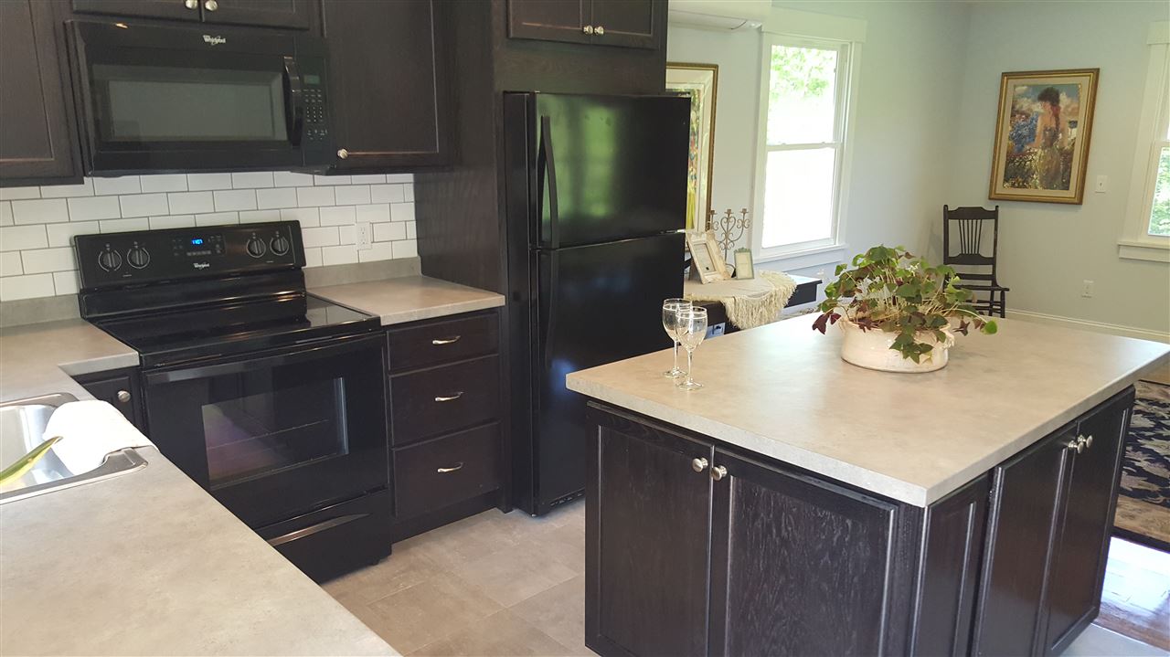 596 County Road Walpole, NH 03608 - Photo 13 of 39