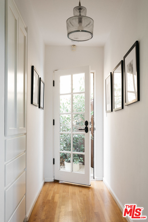 8515 Ridpath Drive Los Angeles, CA 90046 - Photo 18 of 20 a view of an empty room with a window